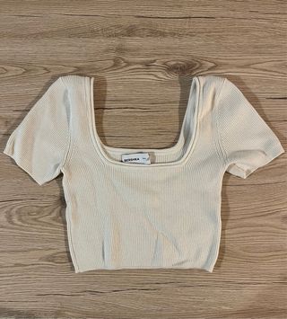 Top corto donna Bershka – crema – taglia S