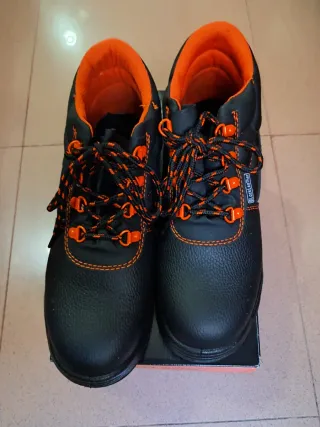 Botas de trabajo BlackLeathet negras y naranjas