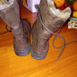 Stivaletti marroni con pelliccia n.40 in gore-tex