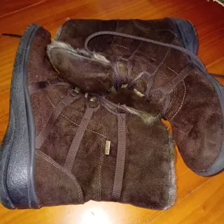 Stivaletti marroni con pelliccia n.40 in gore-tex