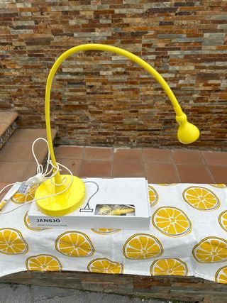 Lámpara de mesa a ESTRENAR