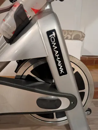 Bicicleta Spinning Tomahawk