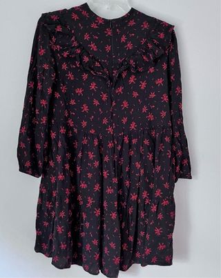 Vestido Zara Negro con Estampado Rojo