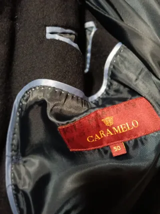 Abrigo corto paño CARAMELO negro