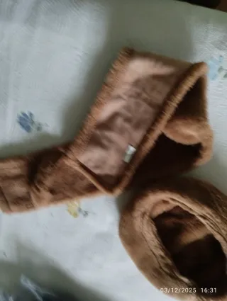 Gorro y bufanda niña beige/marrón