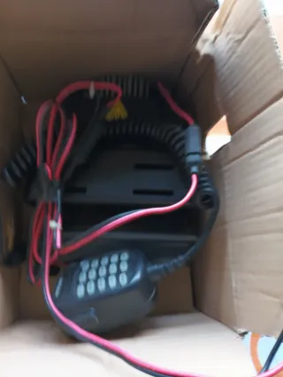 Emisora Náutica President M-8000 DSC