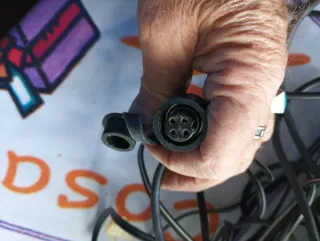 Emisora Náutica President M-8000 DSC