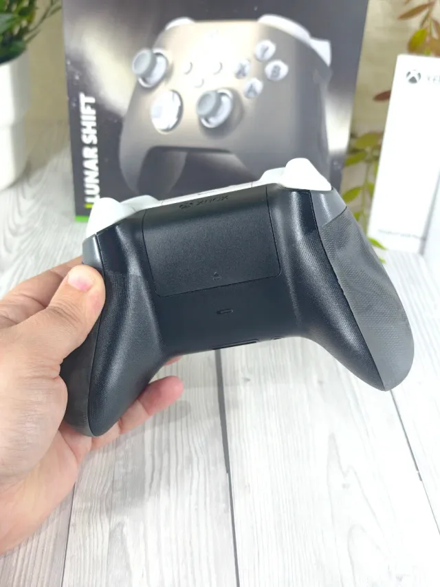 Mando Edición Lunar Shift XBOX Serie X/S