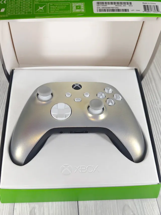Mando Edición Lunar Shift XBOX Serie X/S
