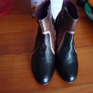 Stivaletti tacco zip cocco 38