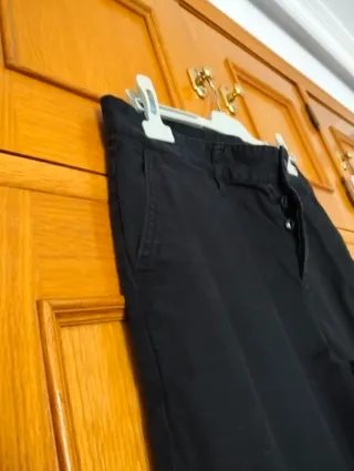 Pantalón chino negro T. 16 años