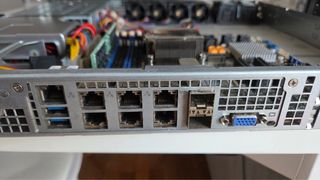 Servidor Supermicro 1U 10GbE SFP+ Xeon 16c/32h