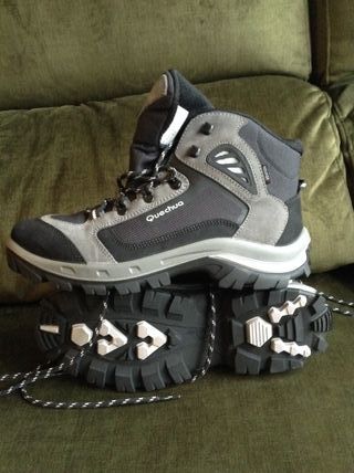 Botas Montaña Quechua Talla 44 Sin Estrenar