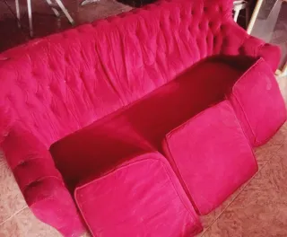 AFFARE! Divano in velluto rosso a 3 posti