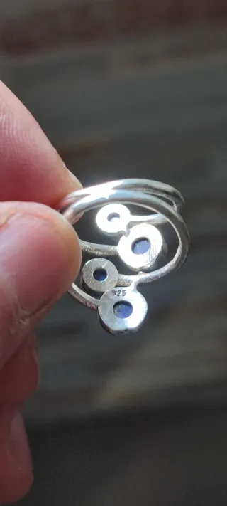 Anillo de Plata y Lapislázuli.