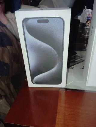 Lotto di scatole per iPhone e iPad 9ª Gen