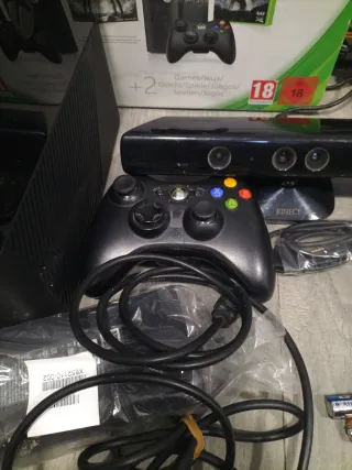 Xbox 360 250GB + Kinect + Call of Duty