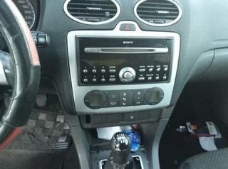 Centralita ford 2039172 5m5112a650mb focus berlina