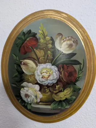 Quadri ovali antichi in olio su legno