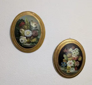 Quadri ovali antichi in olio su legno