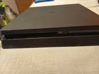 PS4 (PlayStation 4) + Mando + 2 Juegos