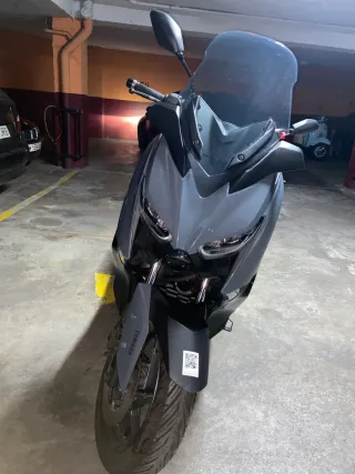 Yamaha Xmax Tech 300