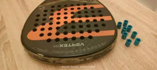Pala de pádel Bullpadel Vertex 03. Juan Tello