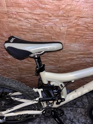 Bicicleta Montaña Giant VT -2