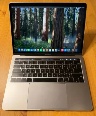 MacBook Pro 13 2019 16GB 512GB