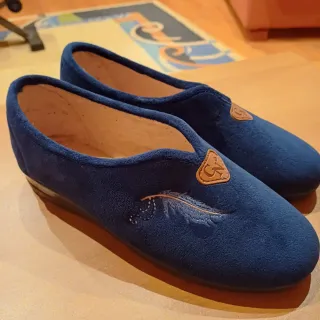 Ciabatte in velluto blu