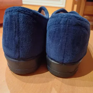 Ciabatte in velluto blu