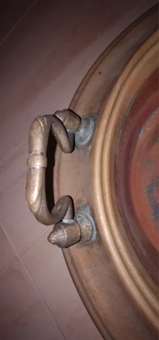 Brasero italiano antico in rame e bronzo in liquidazione