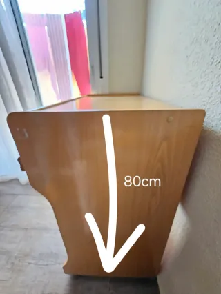 Mesa de escritorio de madera