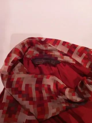 Blusa Beige y Roja Talla Única