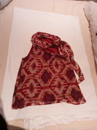 Blusa Beige y Roja Talla Única