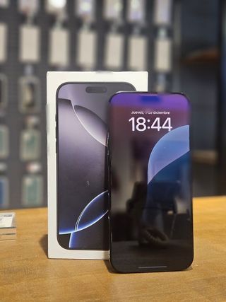 IPHONE 16 PRO 128GB NEGRO 96% BATERIA.