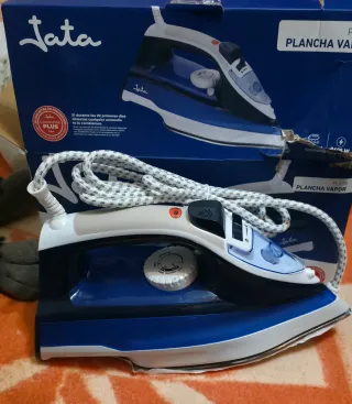 Plancha de Vapor Jata PL618 - 2600W