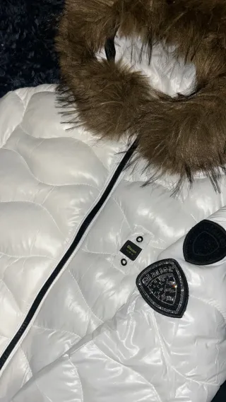 Blauer Piumino Bianco con Cappuccio