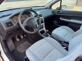 Peugeot 307 1.4i 🟢