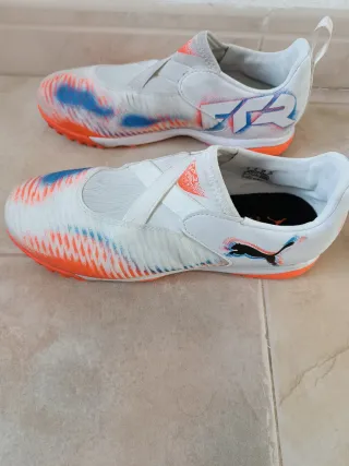 Zapatillas multitacos césped artificial