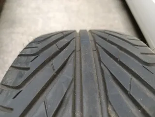 Neumático 225/40/18 92Y