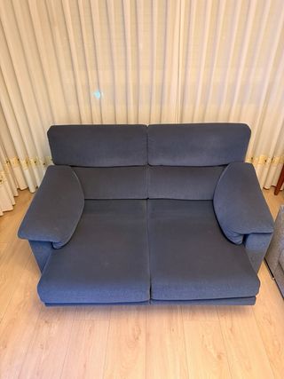 Sofá 2 plazas extensible azul