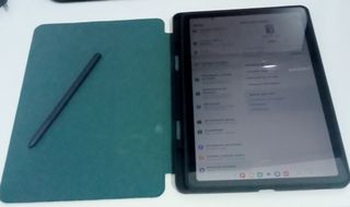 Samsung Galaxy Tab S6 Lite + Funda + Protector