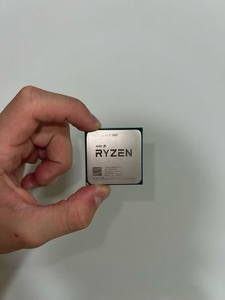 Torre + scheda madre + alimentatore + CPU + dissipatore