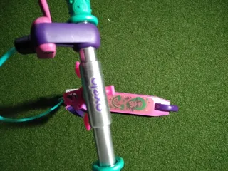 Patinete Oxelo niña rosa y morado