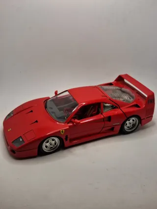 Ferrari F40 1987 Metal-kit codice7032 Bburago 1:18