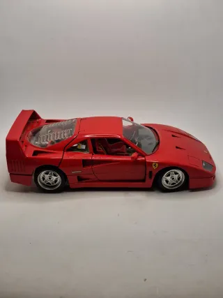 Ferrari F40 1987 Metal-kit codice7032 Bburago 1:18