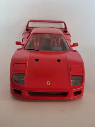 Ferrari F40 1987 Metal-kit codice7032 Bburago 1:18