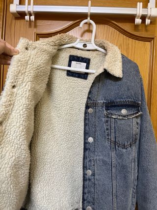 Chaqueta de borrego Bershka