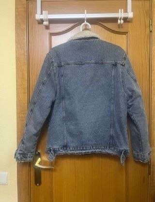 Chaqueta de borrego Bershka